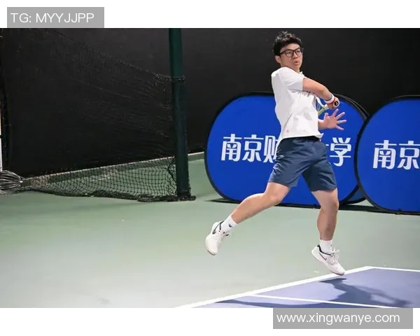 南京网球队节奏之争引发广泛讨论球迷热议比赛风格与战术选择 南京网球队节奏之争引发广泛讨论球迷热议比赛风格与战术选择