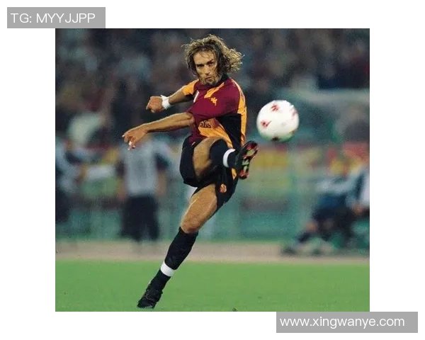 足球明星惊艳暴力射门瞬间视频集锦让你领略力量与技巧的完美结合 足球明星惊艳暴力射门瞬间视频集锦让你领略力量与技巧的完美结合