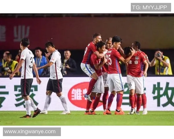 重庆足球队以62分领跑全国锦标赛积分榜展现强劲实力 重庆足球队以62分领跑全国锦标赛积分榜展现强劲实力